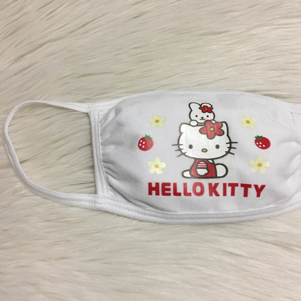 💕LAST 1💕 Hello kitty strawberry facial mask - Picture 6 of 7